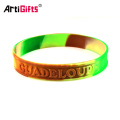 Promocional personalizado odm em relevo pulseiras de silicone